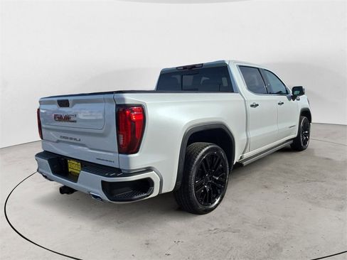 Used 2022 GMC Sierra 1500 Denali image 5