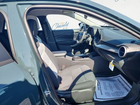 New 2026 Chevrolet Trax LS w/ LS Convenience Package FWD image 13
