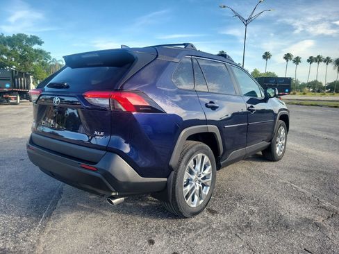 Used 2023 Toyota RAV4 XLE Premium AWD/4WD image 6