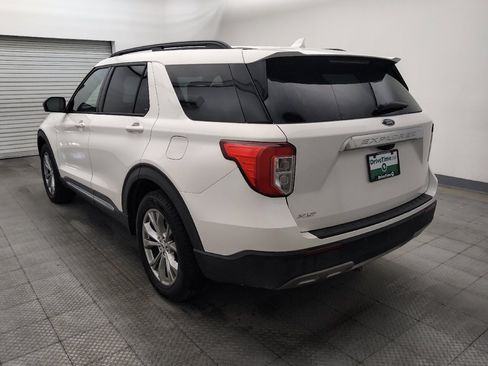 Used 2022 Ford Explorer XLT w/ Equipment Group 202A RWD image 5