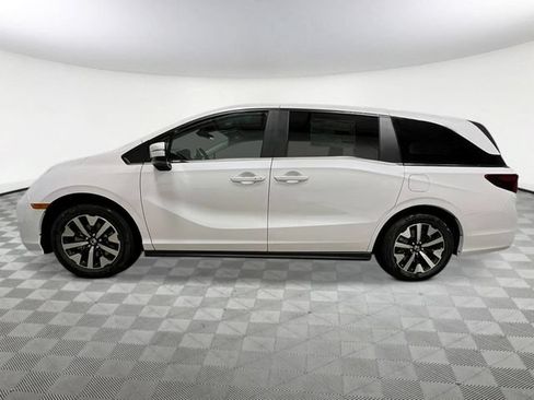 New 2026 Honda Odyssey EX-L image 3