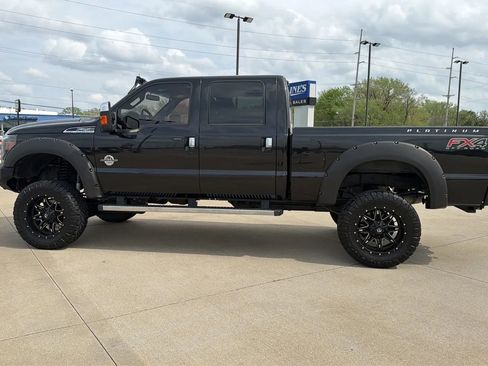 Used 2014 Ford F250 Platinum w/ FX4 Off-Road Package image 11