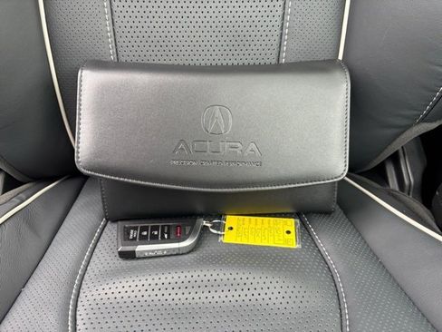 Used 2025 Acura RDX SH-AWD w/ Advance Package image 32