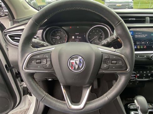 Used 2022 Buick Encore GX Essence w/ Advanced Technology Package image 18