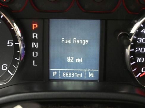 Used 2018 Chevrolet Silverado 1500 Custom w/ Custom Value Package RWD image 17