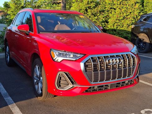 Used 2025 Audi Q3 2.0T Premium AWD/4WD image 5