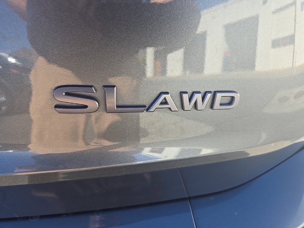 Used 2026 Nissan Rogue SL AWD/4WD image 41