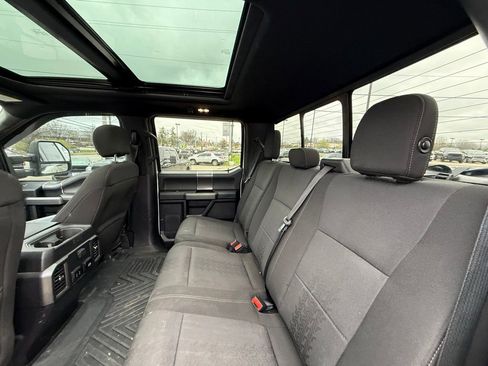 Used 2018 Ford F150 XLT w/ Equipment Group 302A Luxury image 26