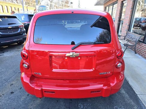 Used 2010 Chevrolet HHR LT FWD image 5