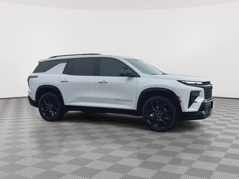 Certified 2024 Chevrolet Traverse RS AWD/4WD image 2