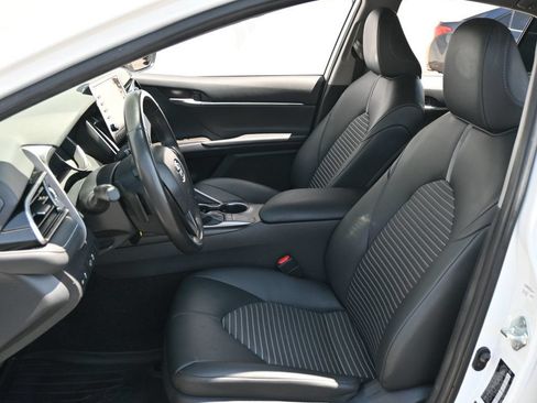 Used 2024 Toyota Camry SE w/ Blackout Package (TMS) FWD image 17