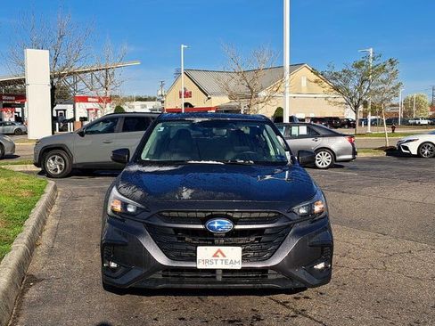 Used 2025 Subaru Legacy Limited image 3