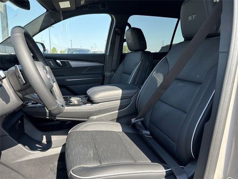 New 2026 Buick Enclave Sport Touring w/ LPO, Illumination Package image 11