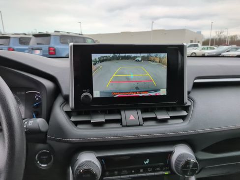 Certified 2024 Toyota RAV4 XLE image 24