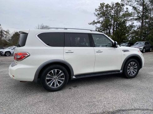 Used 2018 Nissan Armada SL w/ Premium Package image 5