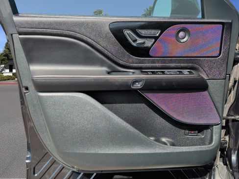 Used 2024 Lincoln Aviator Reserve w/ Equipment Group 201A image 8