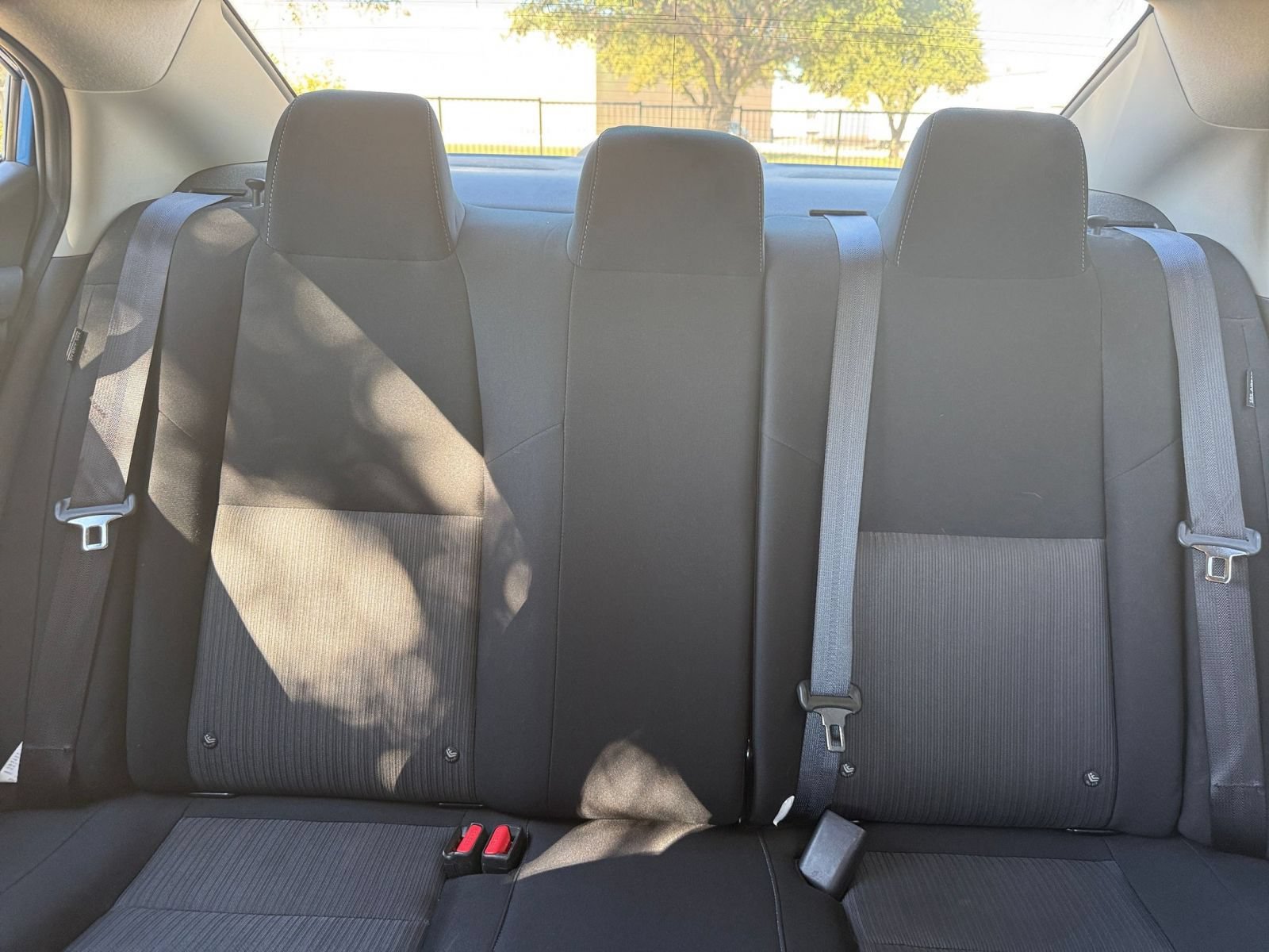 Used 2025 Nissan Sentra SV FWD image 37