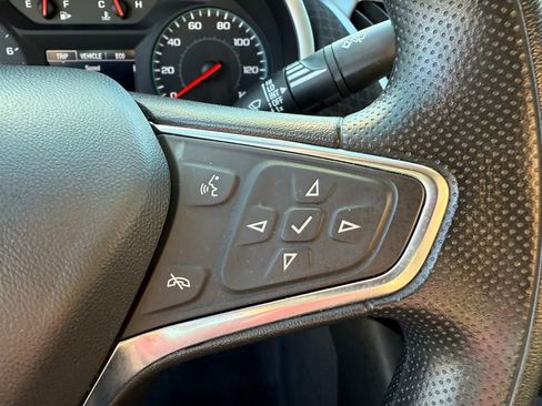 Used 2024 Chevrolet Malibu LT image 28