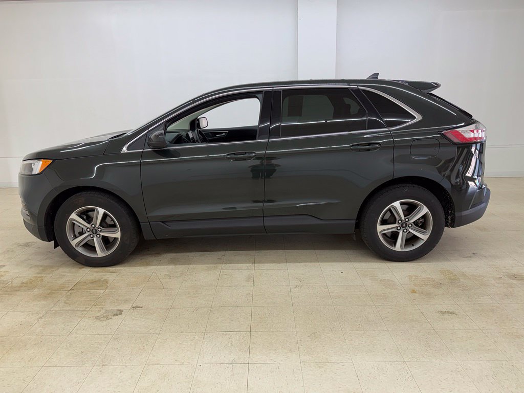 Used 2024 Ford Edge SEL w/ Convenience Package AWD/4WD image 2