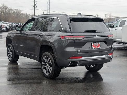 New 2025 Jeep Grand Cherokee Overland w/ Luxury Tech Group IV image 5