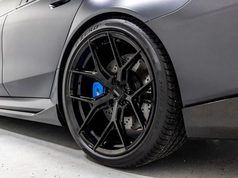 Used 2026 BMW M5 w/ Carbon Package AWD/4WD image 18