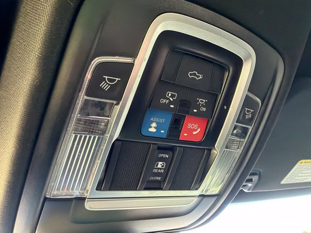 Used 2023 RAM 1500 Limited AWD/4WD image 35
