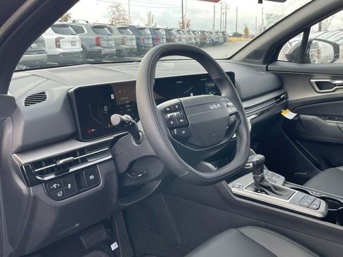 New 2026 Kia Sportage X-Line w/ X-Line Technology Package image 9