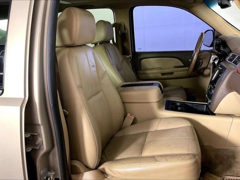 Used 2008 GMC Yukon XL SLT RWD image 9