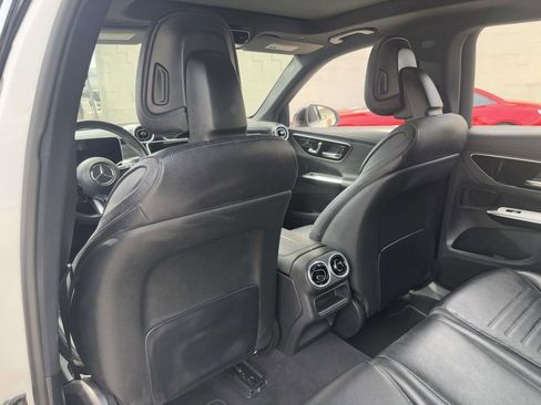 Used 2025 Mercedes-Benz GLC 43 AMG 4MATIC image 22