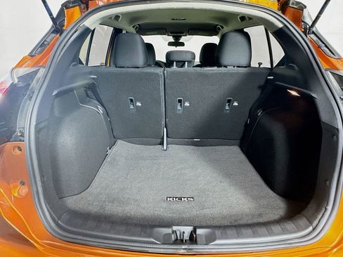 Used 2023 Nissan Kicks SR image 30