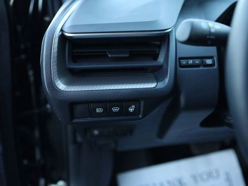 Used 2024 Toyota Prius XLE image 18