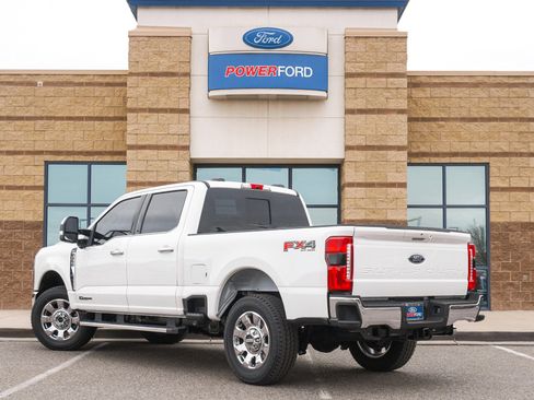 New 2026 Ford F250 Lariat w/ Lariat Premium Package image 8