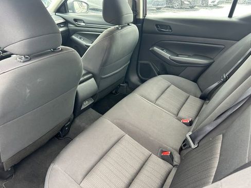 Used 2024 Nissan Altima 2.5 SV FWD image 31