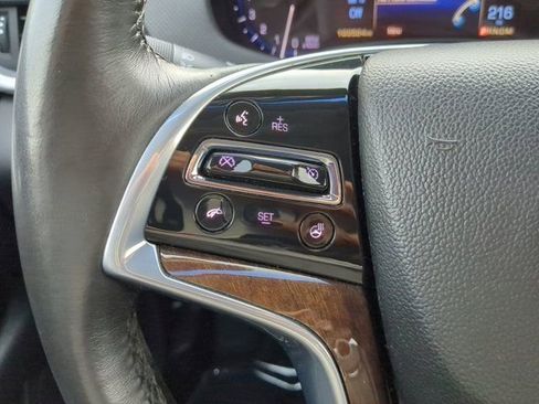 Used 2016 Cadillac XTS Luxury image 22