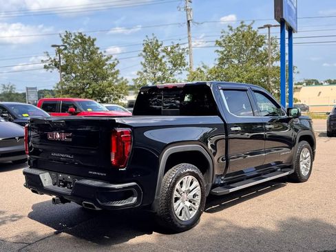 Used 2023 GMC Sierra 1500 Denali w/ Technology Package AWD/4WD image 6