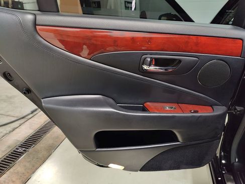 Used 2012 Lexus LS 460 AWD image 42