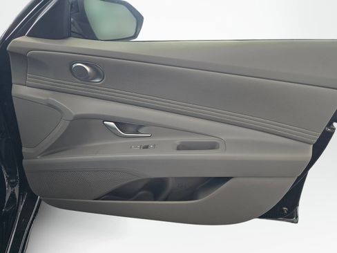 New 2026 Hyundai Elantra Sport FWD image 37