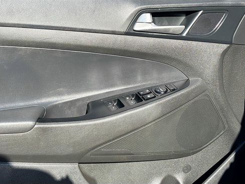 Used 2019 Hyundai Tucson SEL FWD image 17
