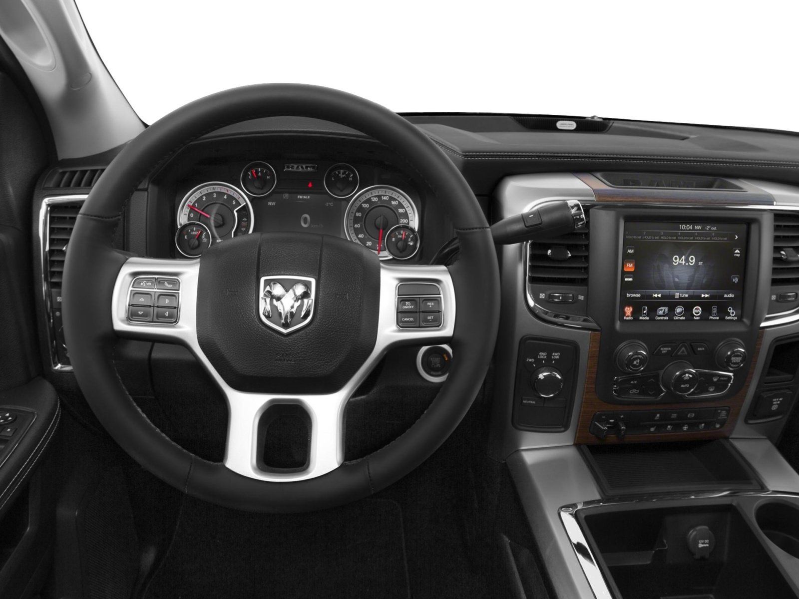 Used 2016 RAM 2500 Laramie w/ Convenience Group AWD/4WD image 4