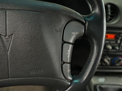 Used 1994 Pontiac Firebird Formula RWD image 48