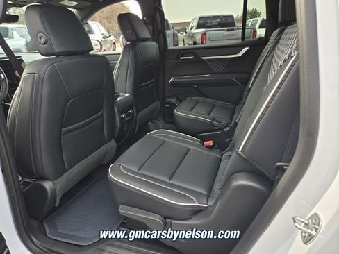 New 2026 GMC Acadia Denali w/ Super Cruise Package image 7