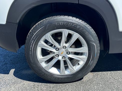 Used 2022 Chevrolet TrailBlazer LS FWD image 11