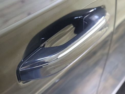 Used 2022 Cadillac Escalade Sport Platinum image 14