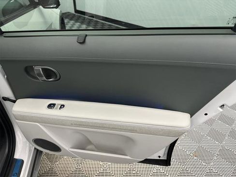 New 2026 Hyundai Ioniq 5 Limited image 18