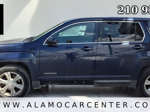 Used 2017 GMC Terrain SLE FWD image 2