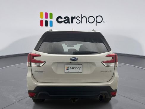 Used 2020 Subaru Forester Premium AWD/4WD image 4