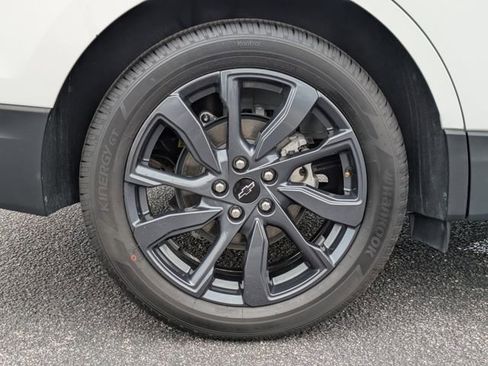 Used 2024 Chevrolet Equinox RS w/ RS Leather Package image 12