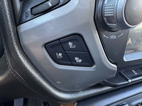 Used 2016 Chevrolet Silverado 1500 LTZ RWD image 30