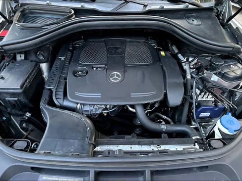 Used 2014 Mercedes-Benz ML 350 4MATIC w/ Premium 1 Package image 10