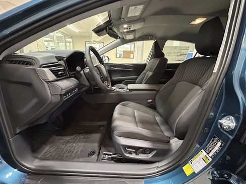 New 2026 Toyota Camry LE image 18